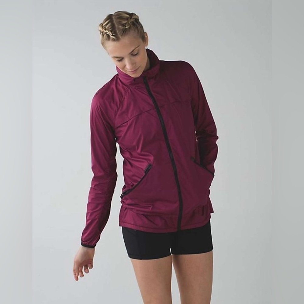 Lululemon Miss Misty Jacket II in Dashing Purple